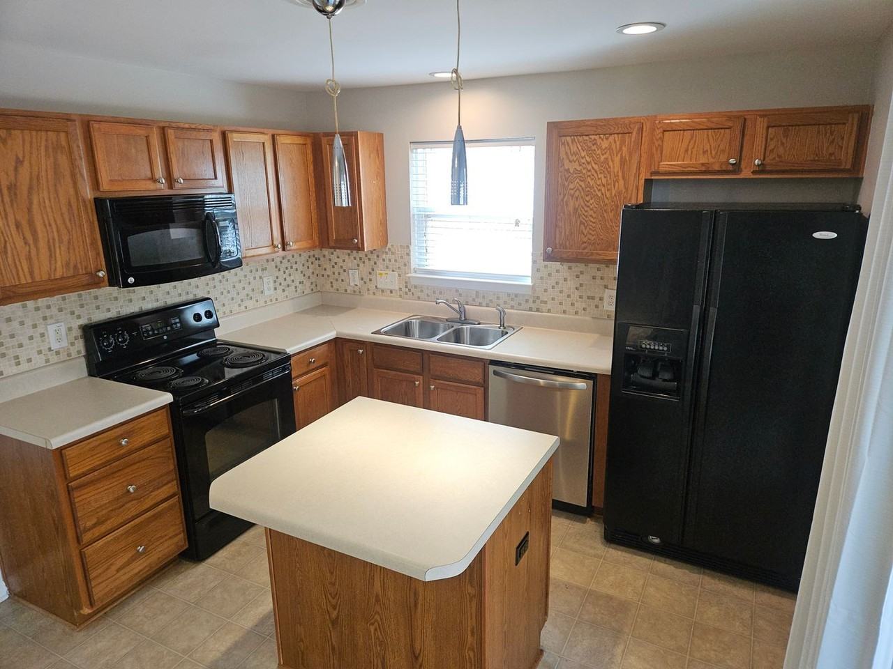 106 Shelter Haven Dr - Photo 6 of 18