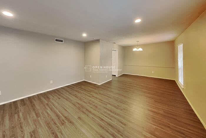 1205 Harvest Glen Dr - Photo 6 of 24