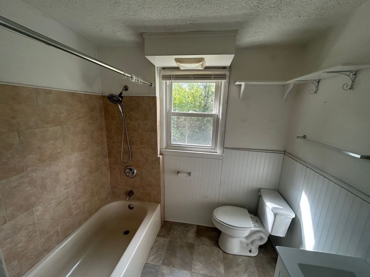 104 Countryside Dr Se - Photo 6 of 10