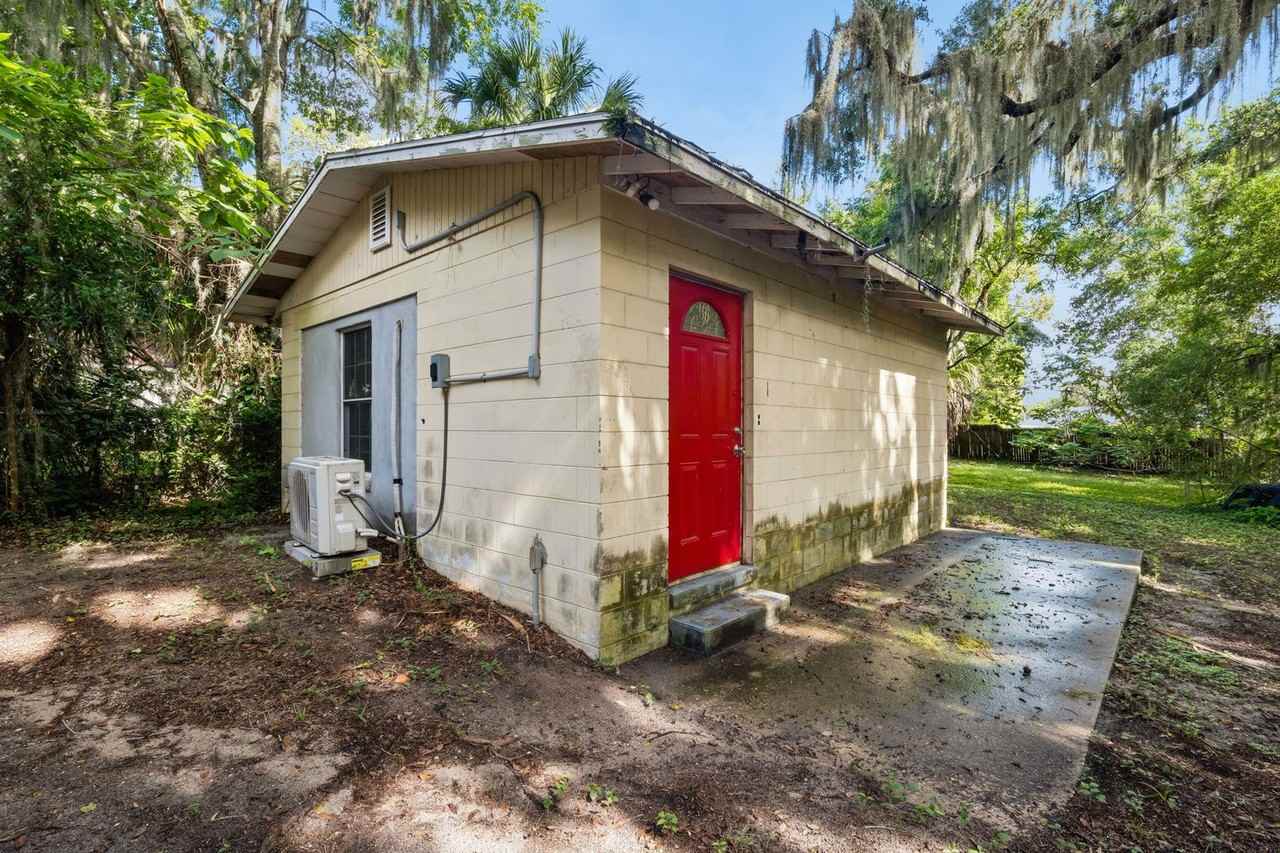 1408 High St - Photo 2 of 17