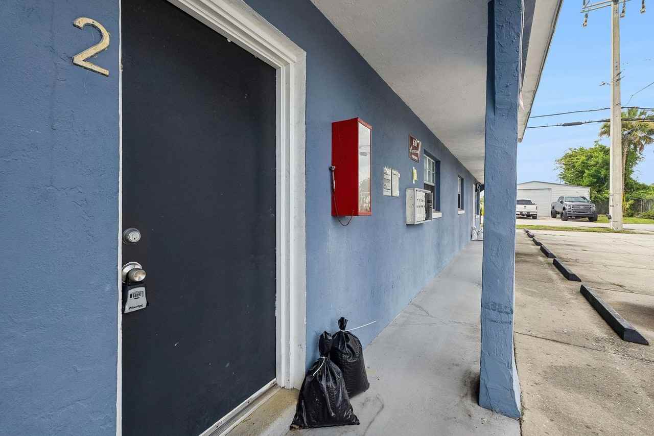 601 State Ave - Photo 4 of 20