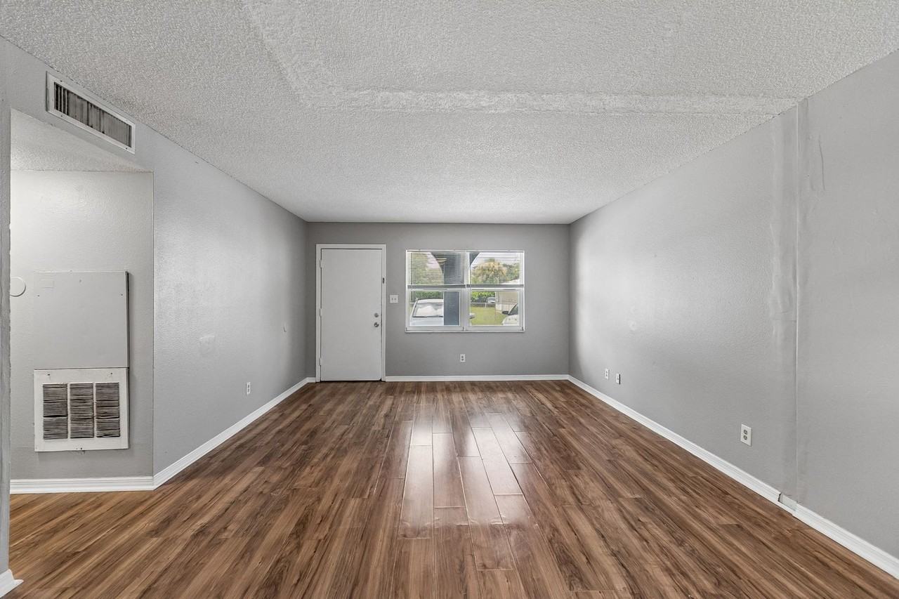 601 State Ave - Photo 6 of 20