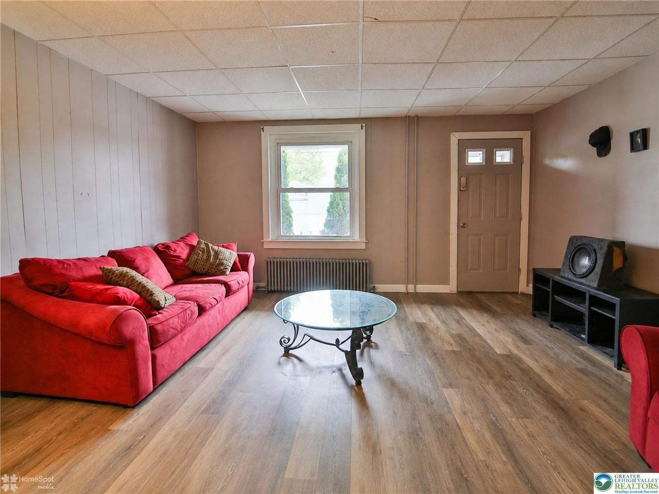 203 W Mill St - Photo 2 of 14