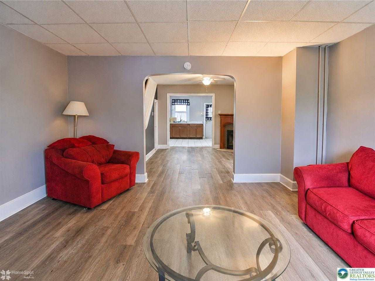 203 W Mill St - Photo 3 of 14
