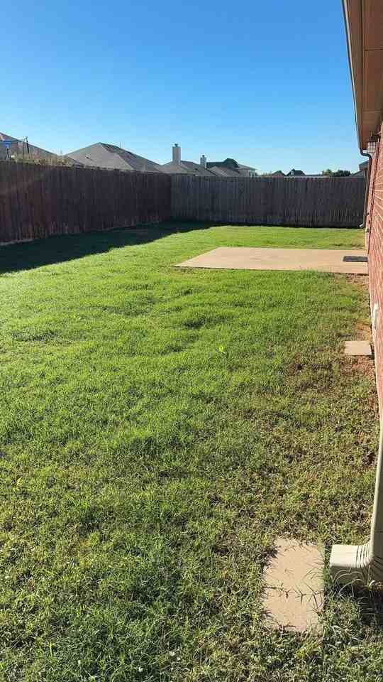3721 Plantation Dr - Photo 2 of 27
