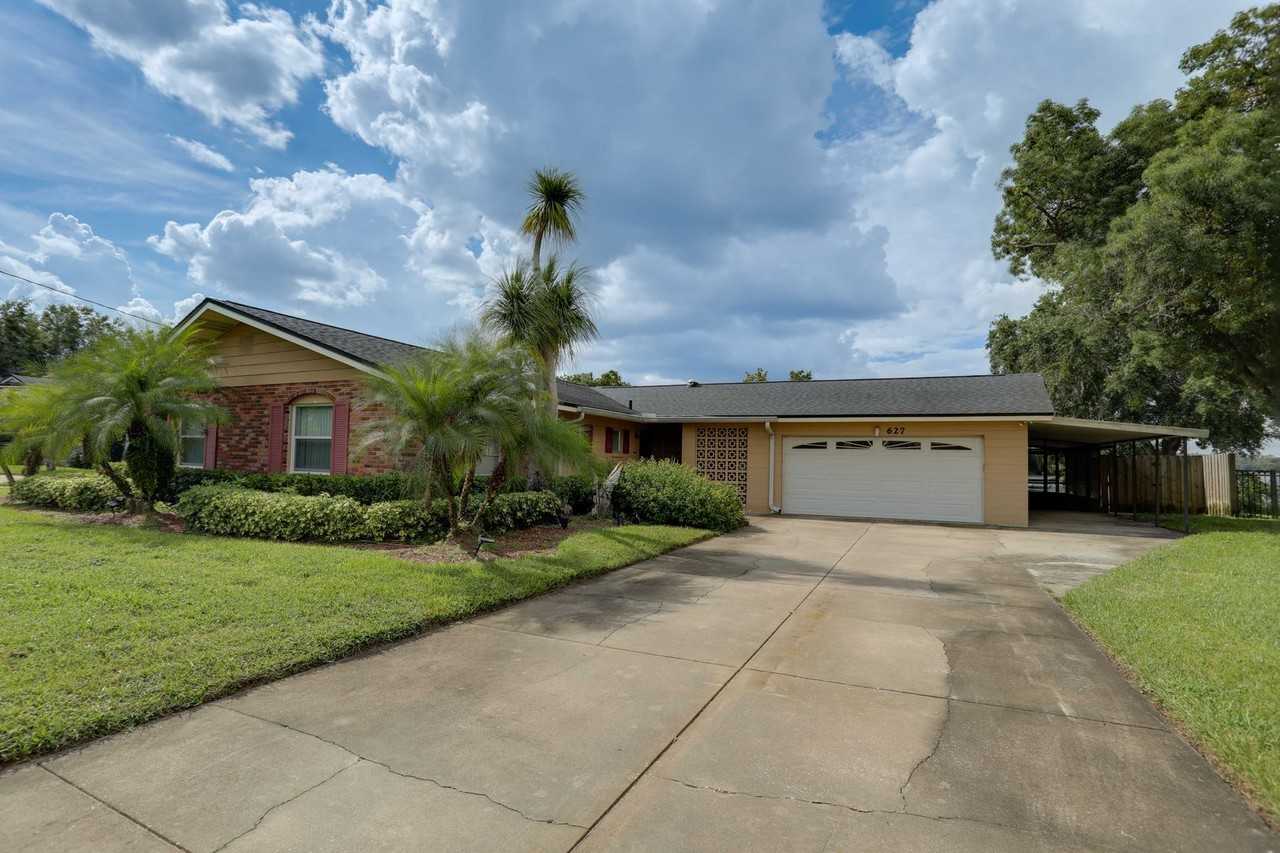 627 Macarthur Dr
