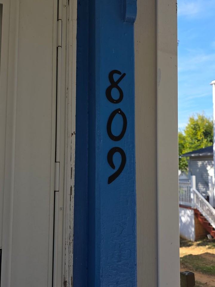 809 Pierce St - Photo 2 of 13