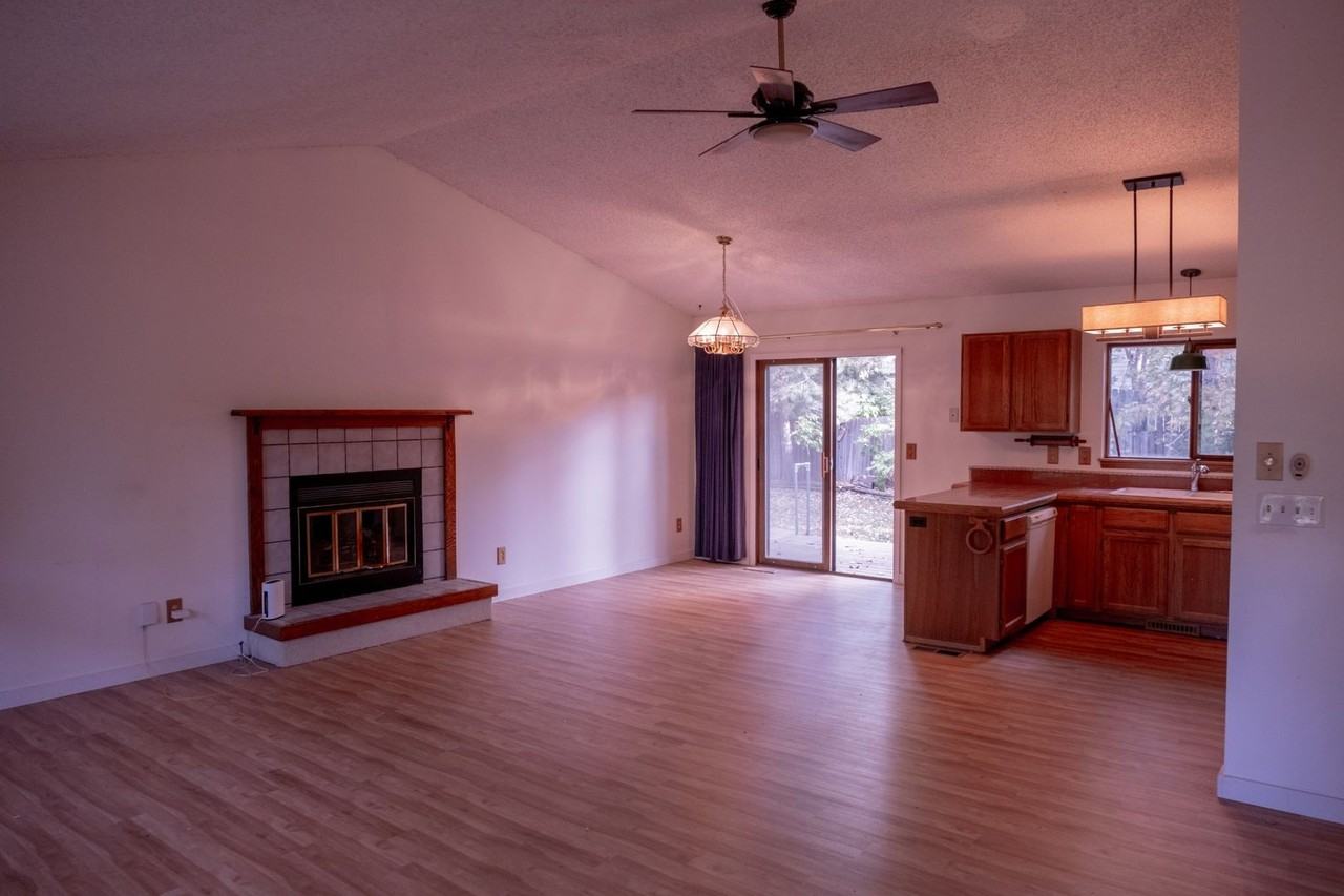 2943 Querida St - Photo 5 of 22