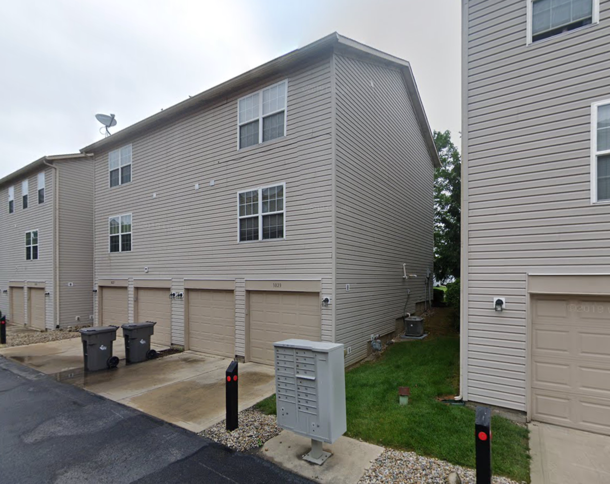 3023 Skylar Ln - Photo 3 of 3