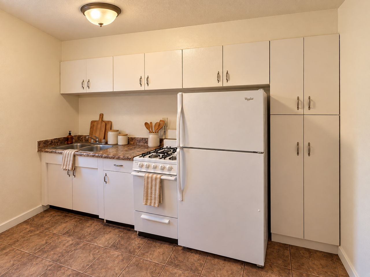 Uptown West Apartments - Photo 3 of 18