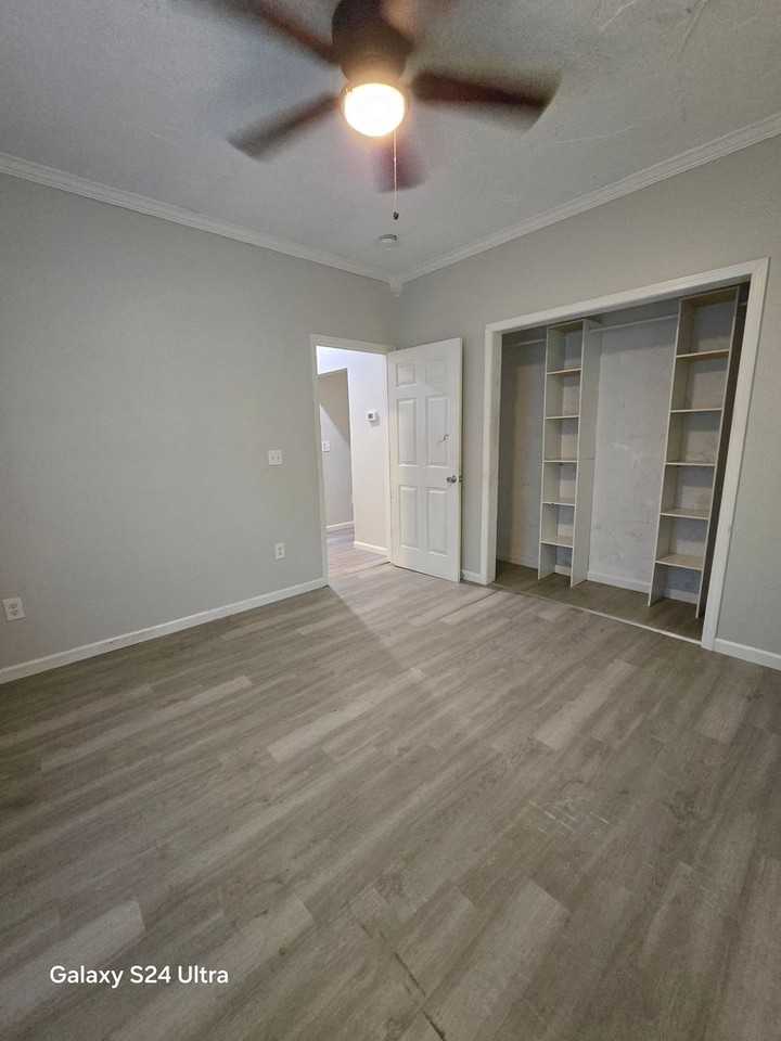 1912 Cowan St - Photo 6 of 10