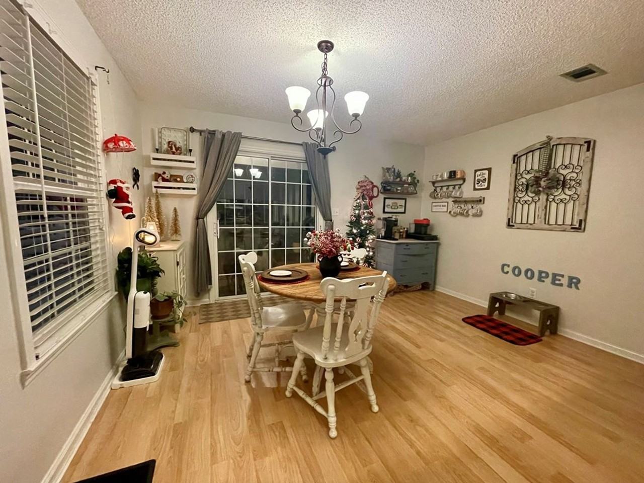3716 Kendall Ct - Photo 4 of 22