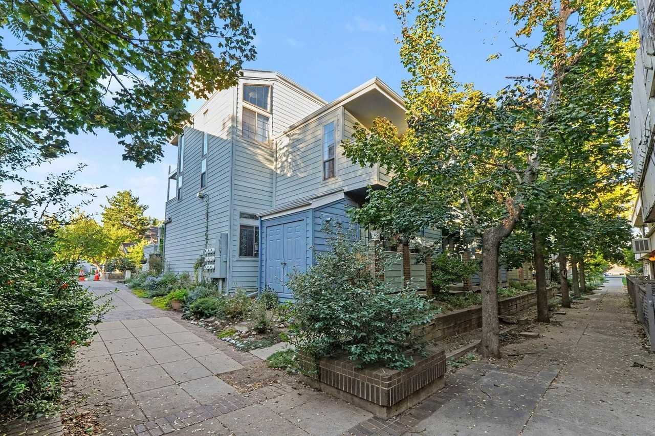 3487 28th St - Photo 3 of 15