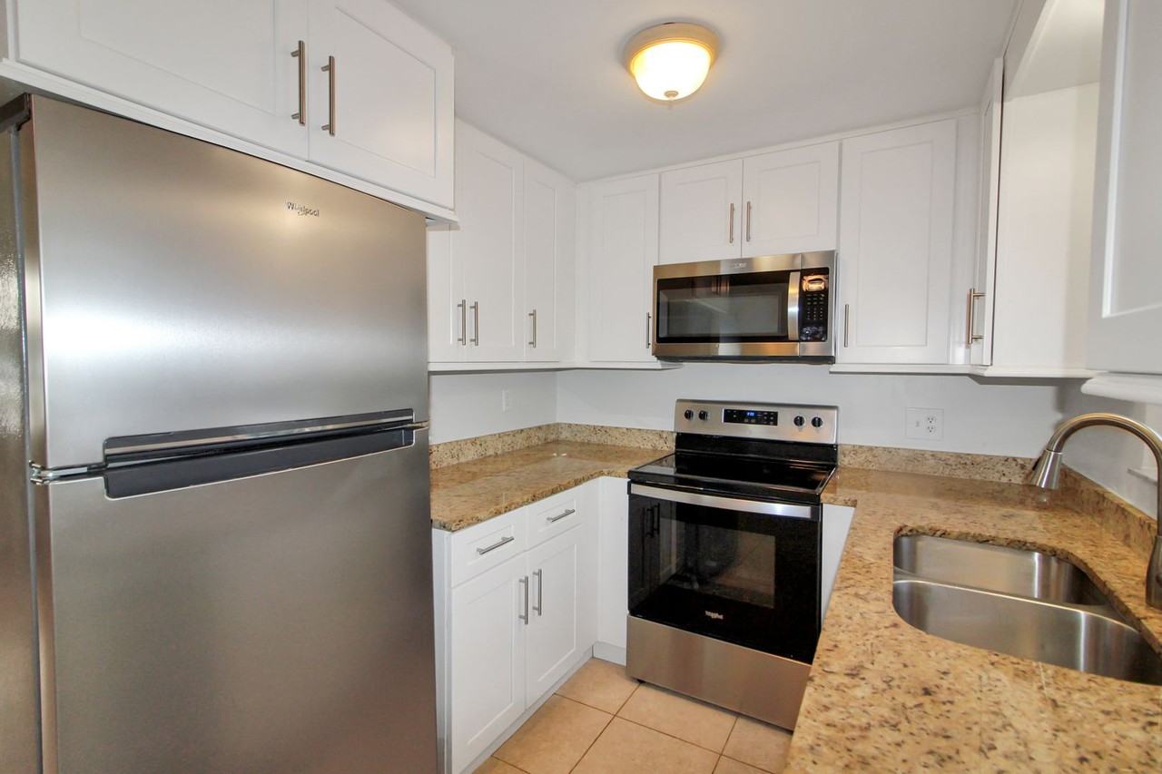 60 French Ave - Photo 7 of 17