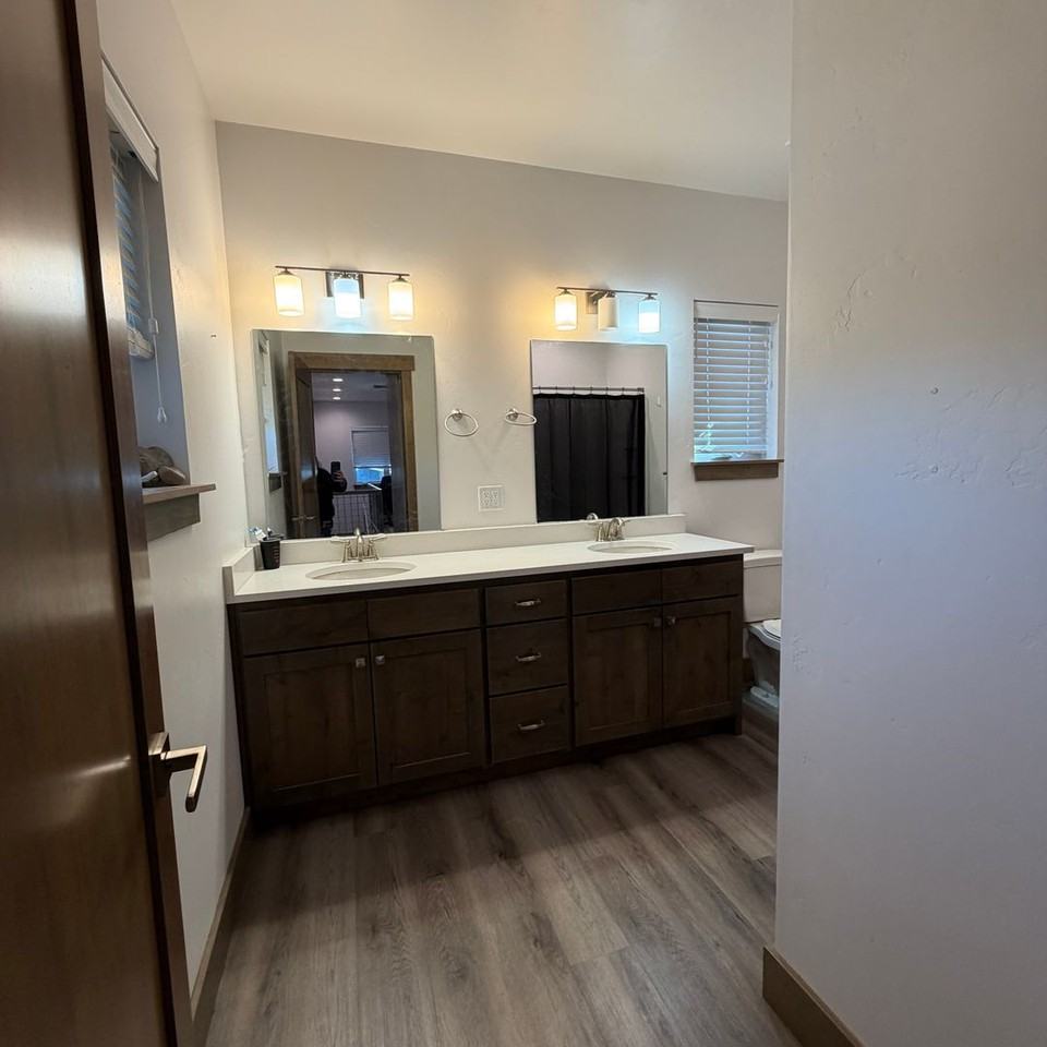8550 S Caribou Ct - Photo 3 of 20