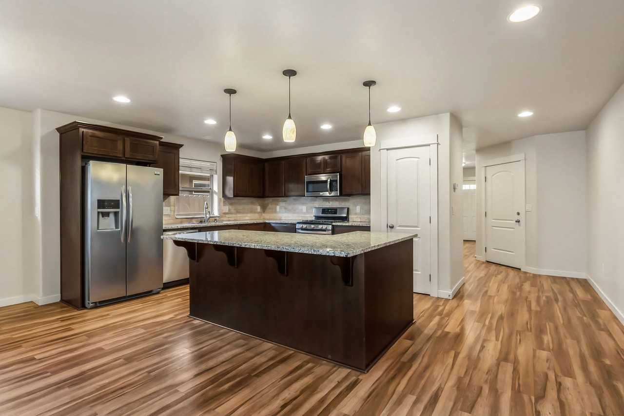 21177 Capella Pl - Photo 2 of 18