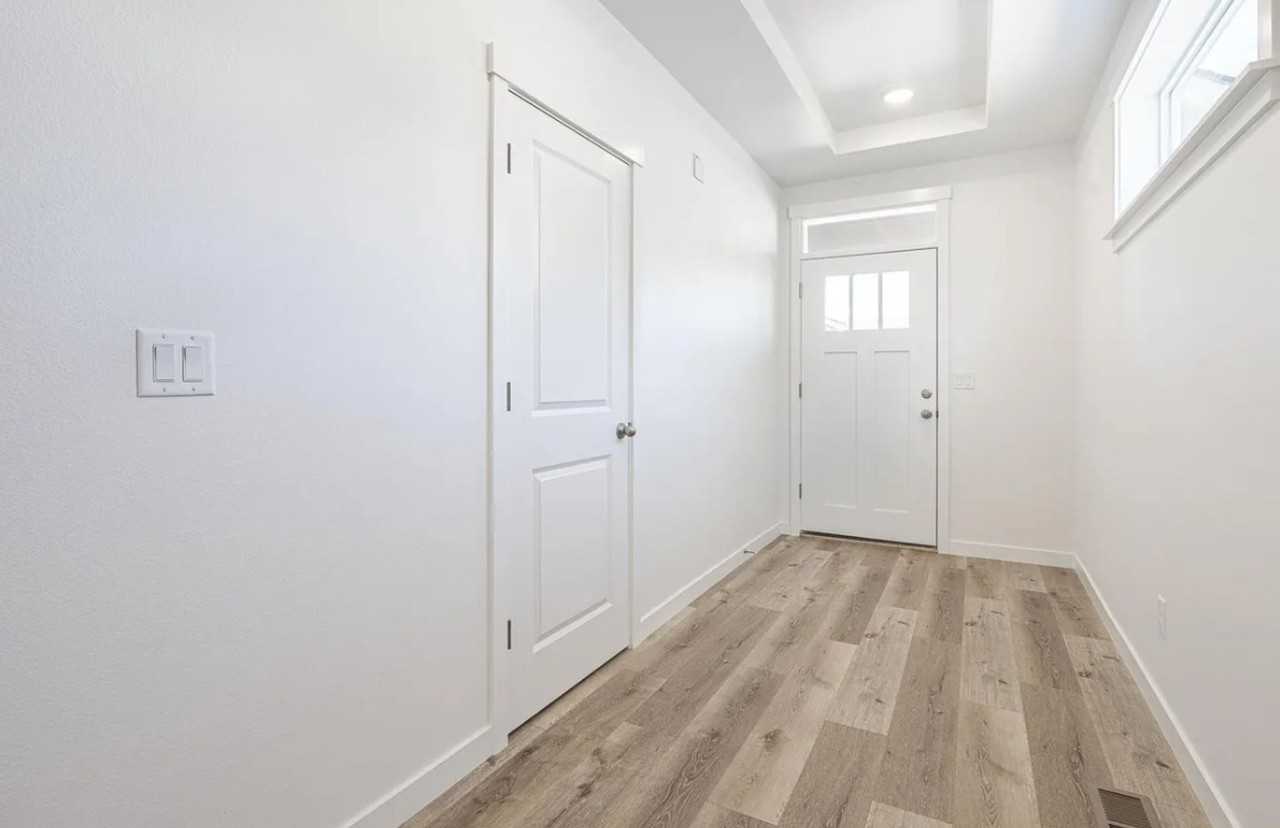 714 Tigerlily St - Photo 3 of 23