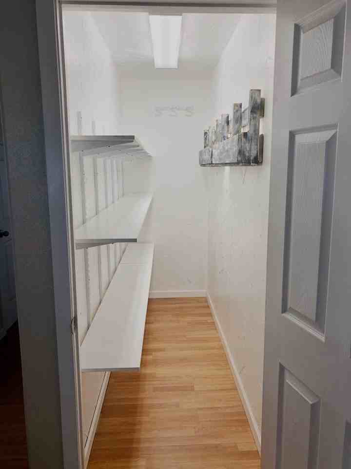 401 11th St - Photo 5 of 11