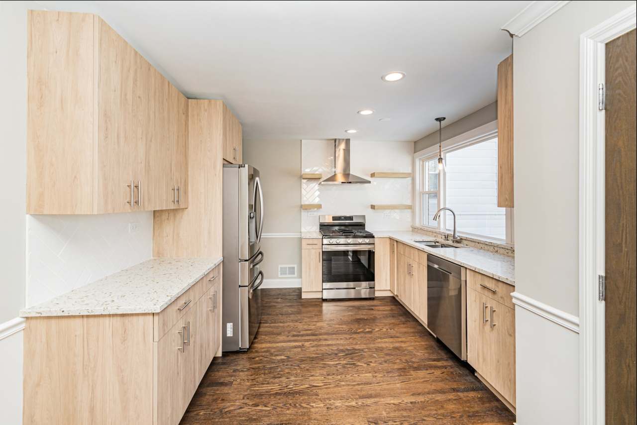 3035 N Olcott Ave - Photo 6 of 30