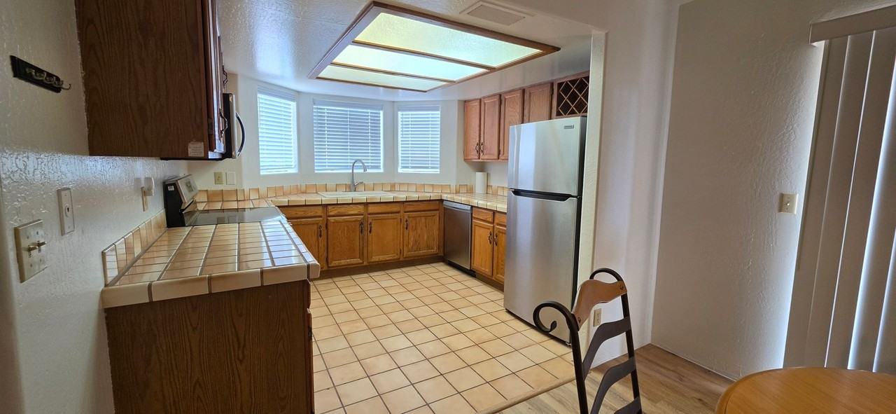 14044 N Brunswick Dr - Photo 5 of 18
