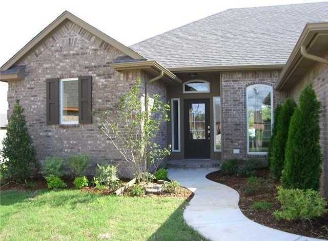1720 Nw 162nd Cir - Photo 2 of 7