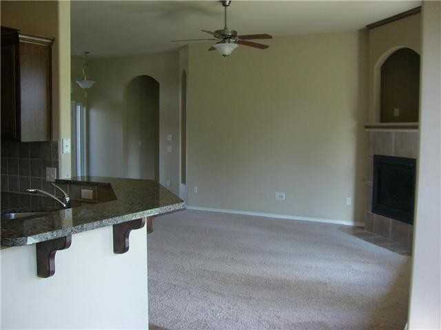 1720 Nw 162nd Cir - Photo 4 of 7
