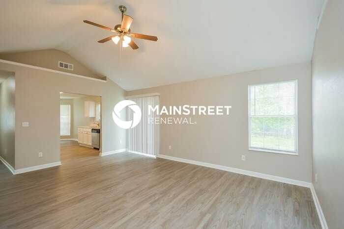 6204 Klondike River Rd - Photo 4 of 16