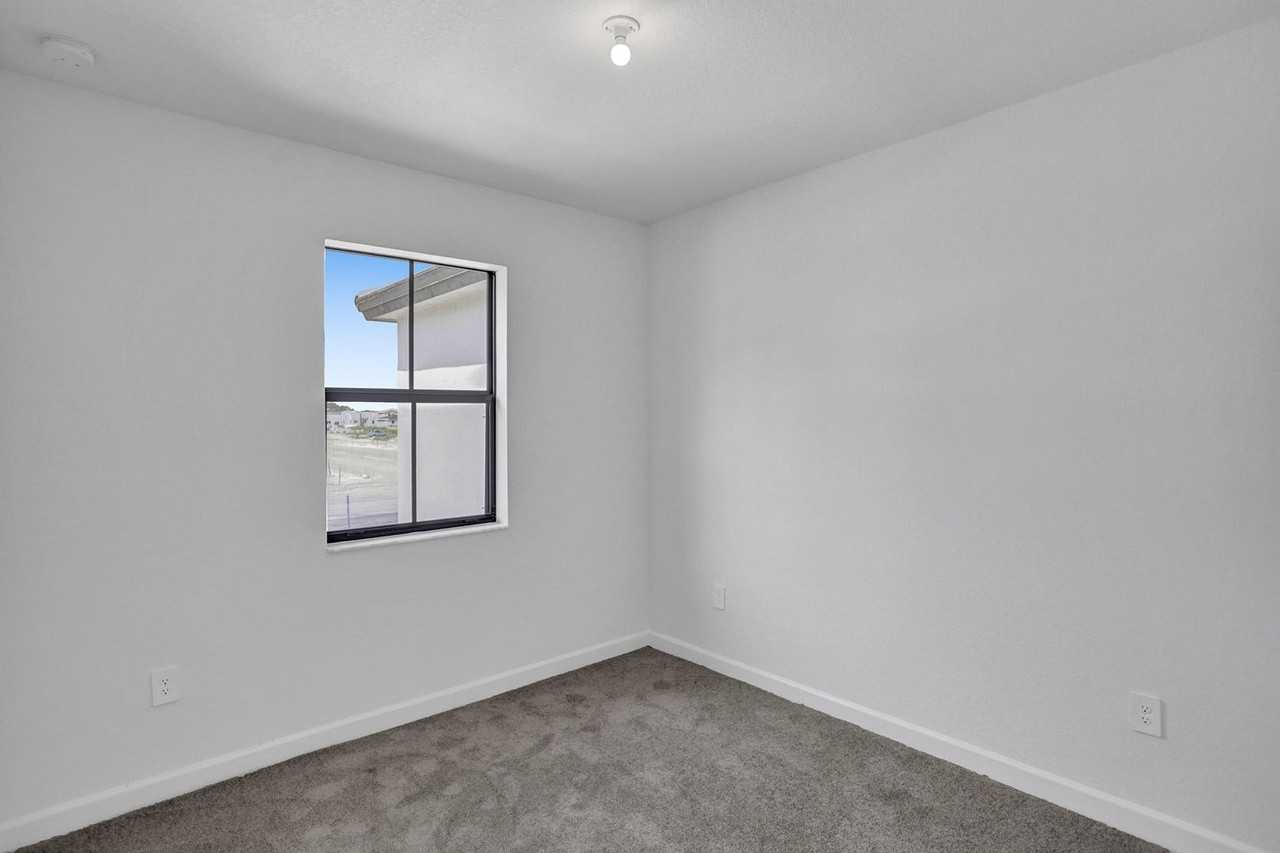 13050 Sw 232nd Ter - Photo 2 of 44