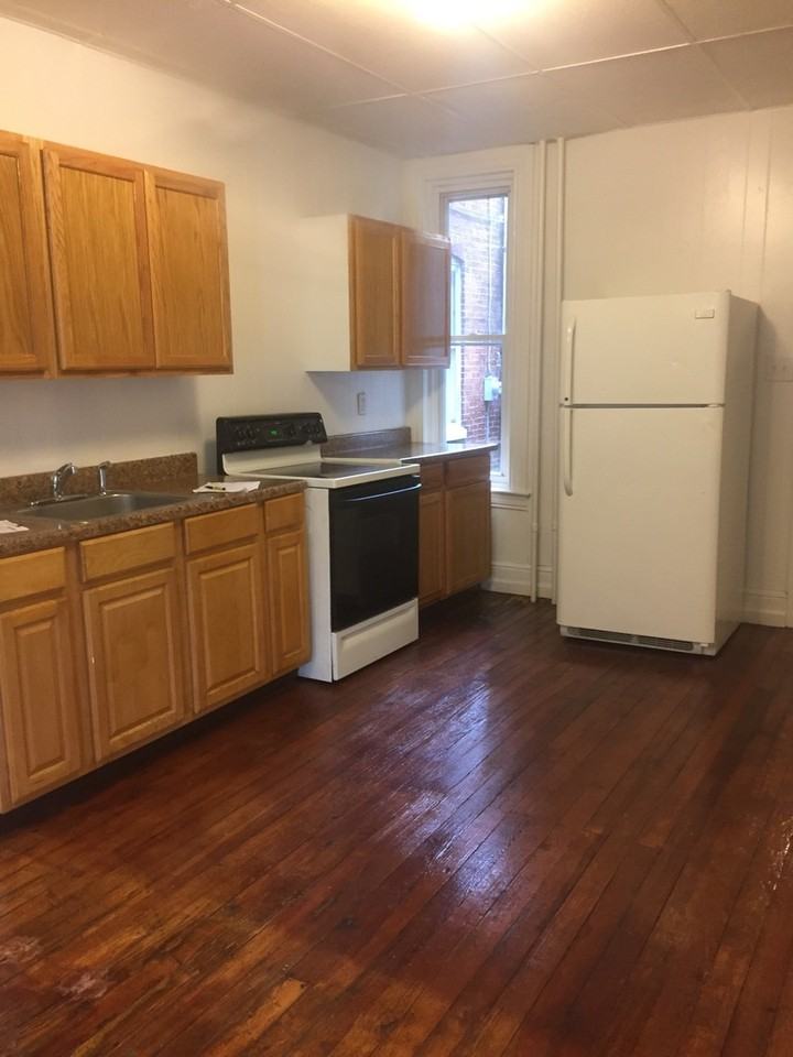 622 Chestnut St #1 - Photo 5 of 6