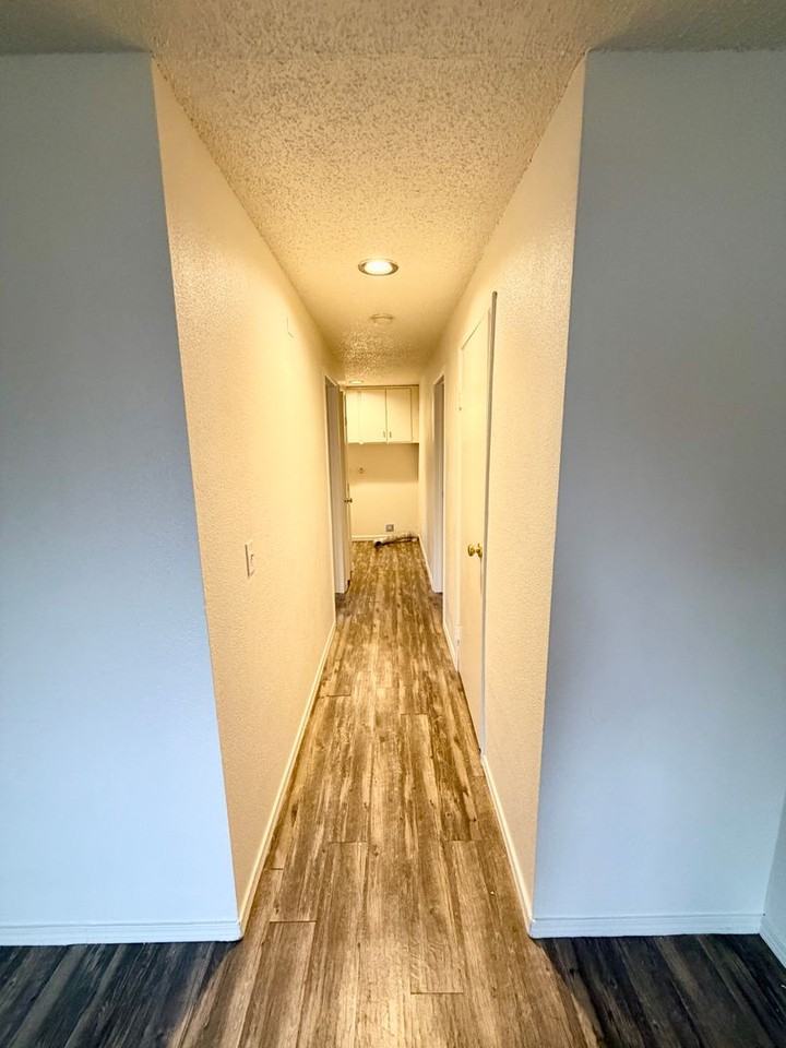 3609 L St - Photo 5 of 12