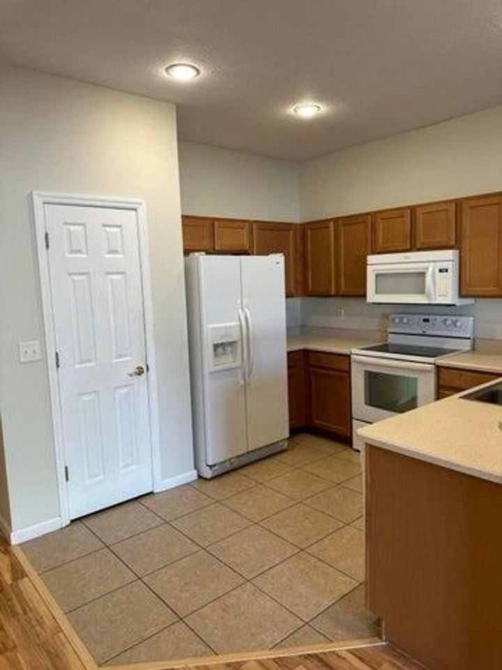 2635 Revolution St #104 - Photo 7 of 31