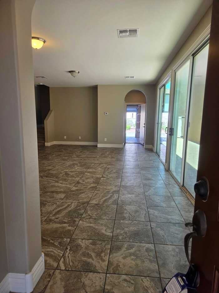3633 E Hans Dr - Photo 2 of 22
