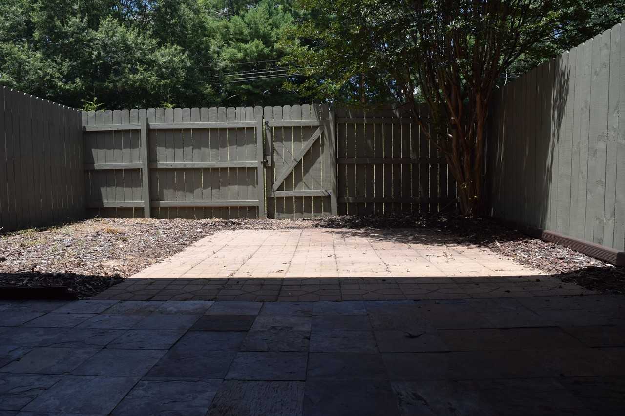 4340 N Center St #403 - Photo 5 of 26