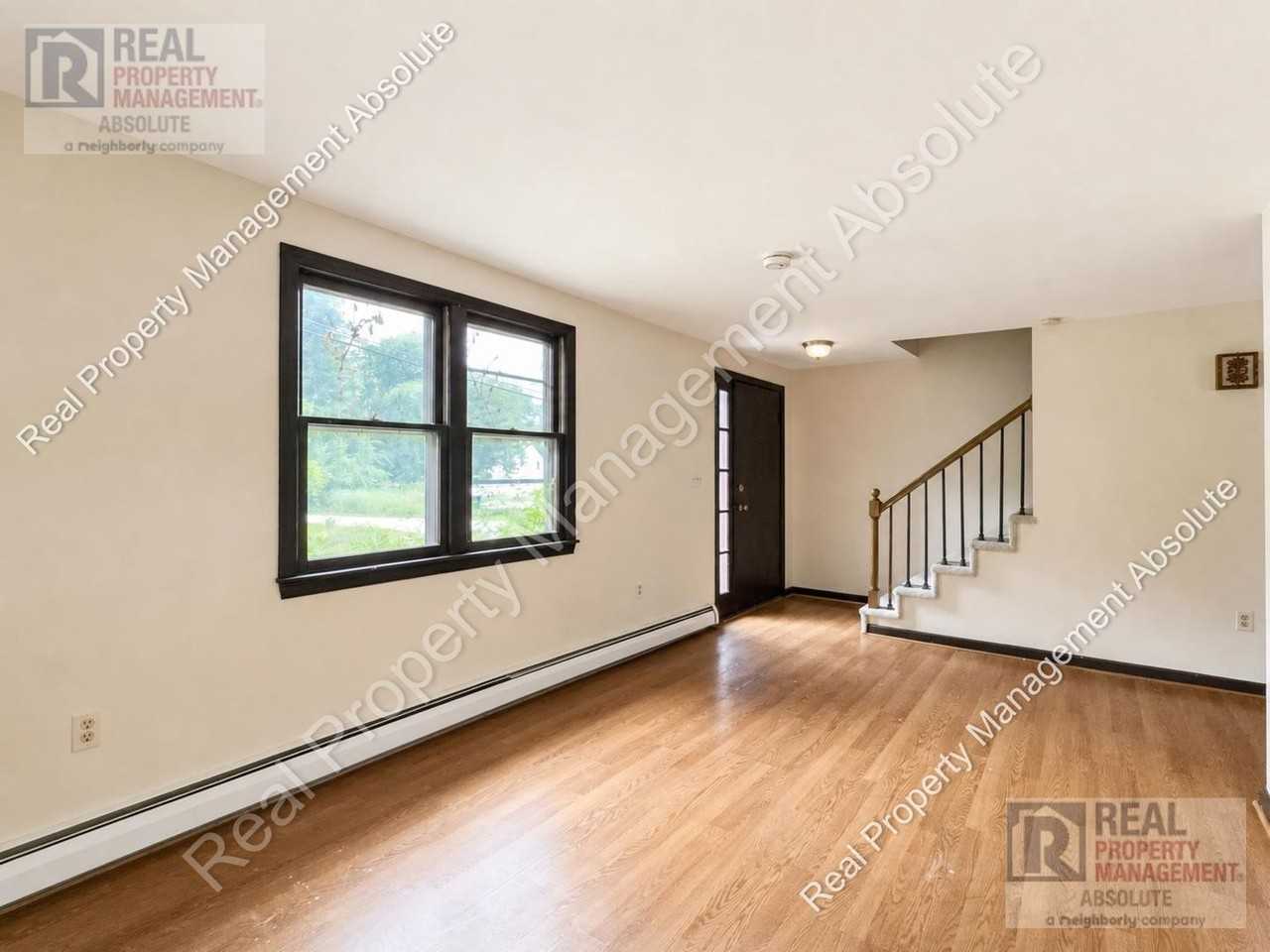 4 Harwood Rd - Photo 6 of 29