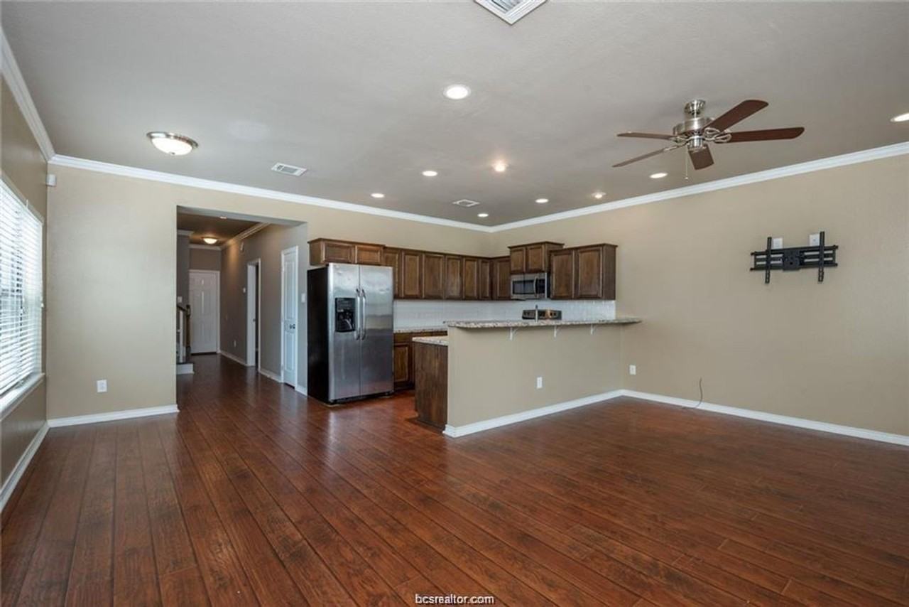 118 Lynn Dr - Photo 5 of 22