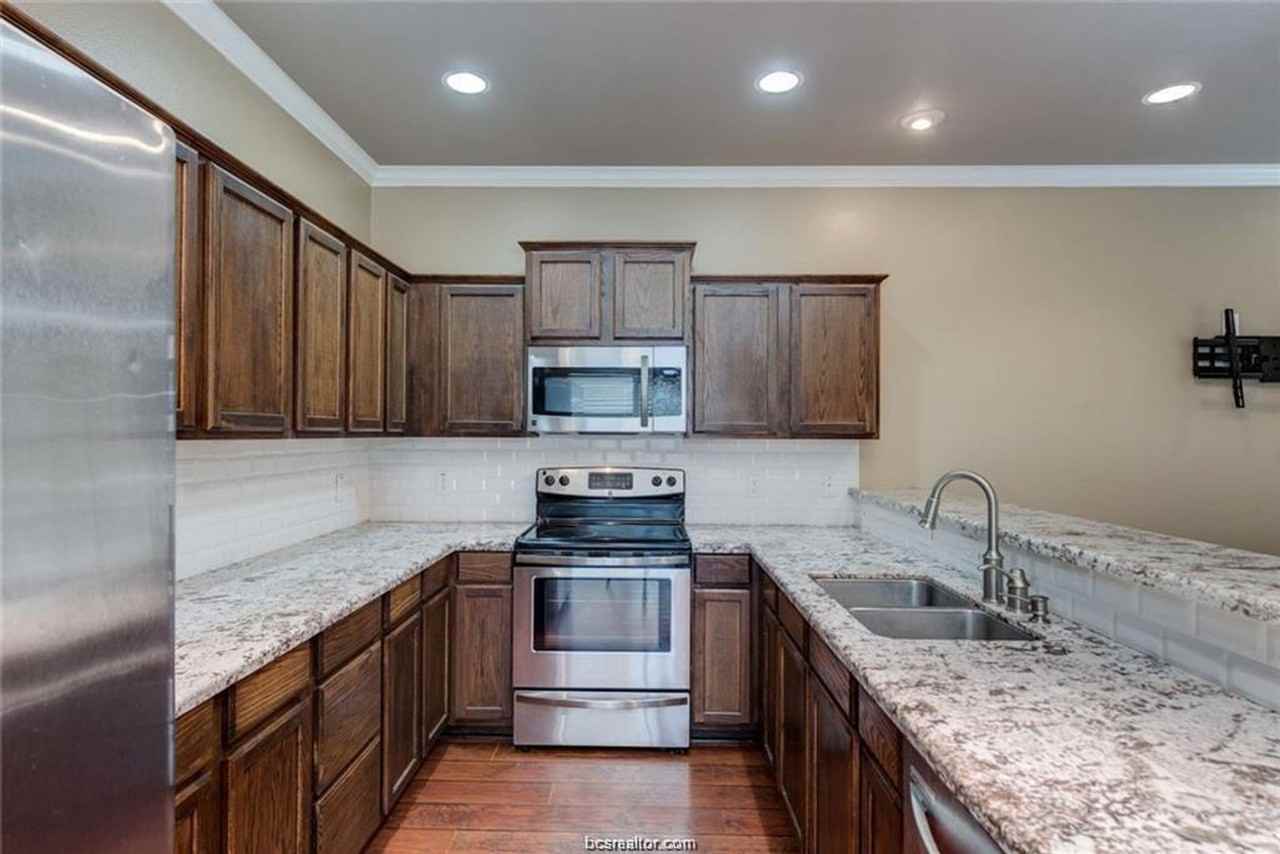 118 Lynn Dr - Photo 7 of 22
