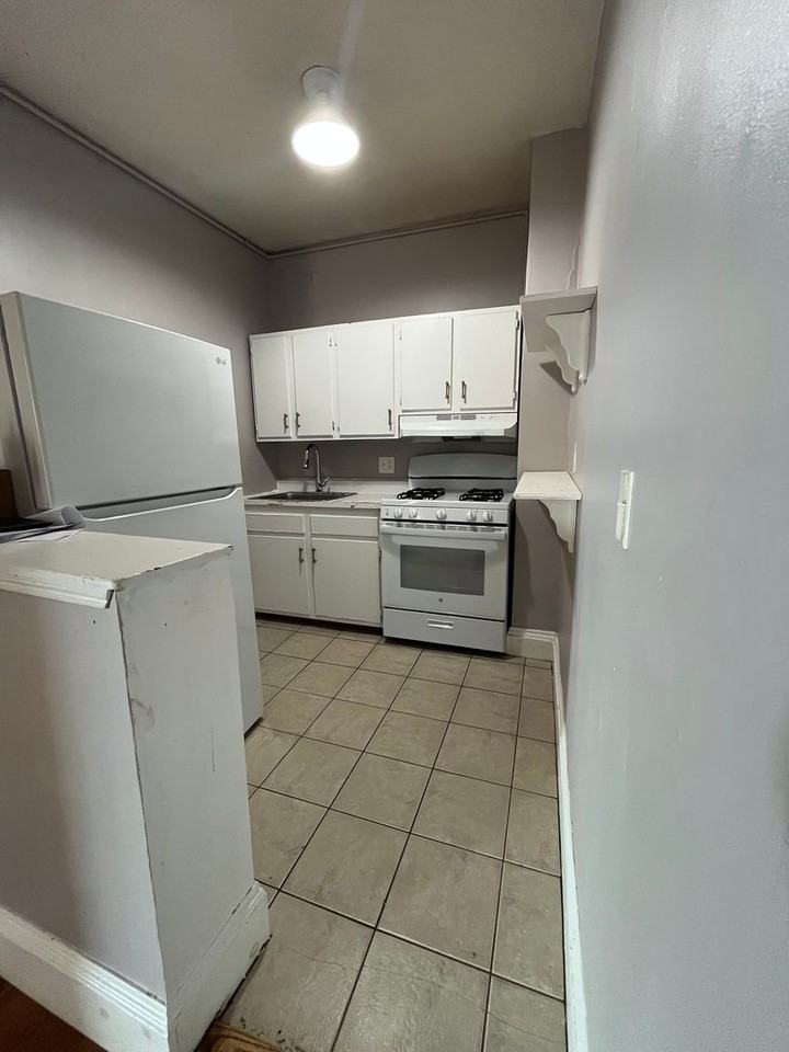 27 Brighton Ave #27 - Photo 2 of 16