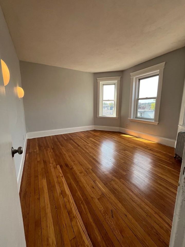 27 Brighton Ave #27 - Photo 7 of 16