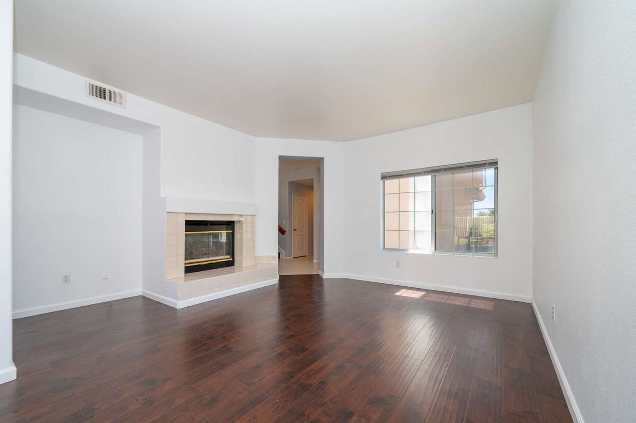 39945 Temecky Way - Photo 2 of 45