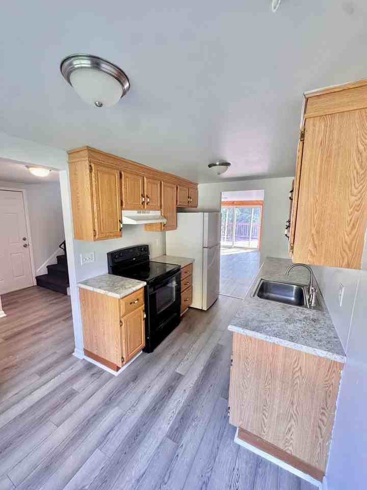 7321 E Hillcrest Ln - Photo 5 of 22