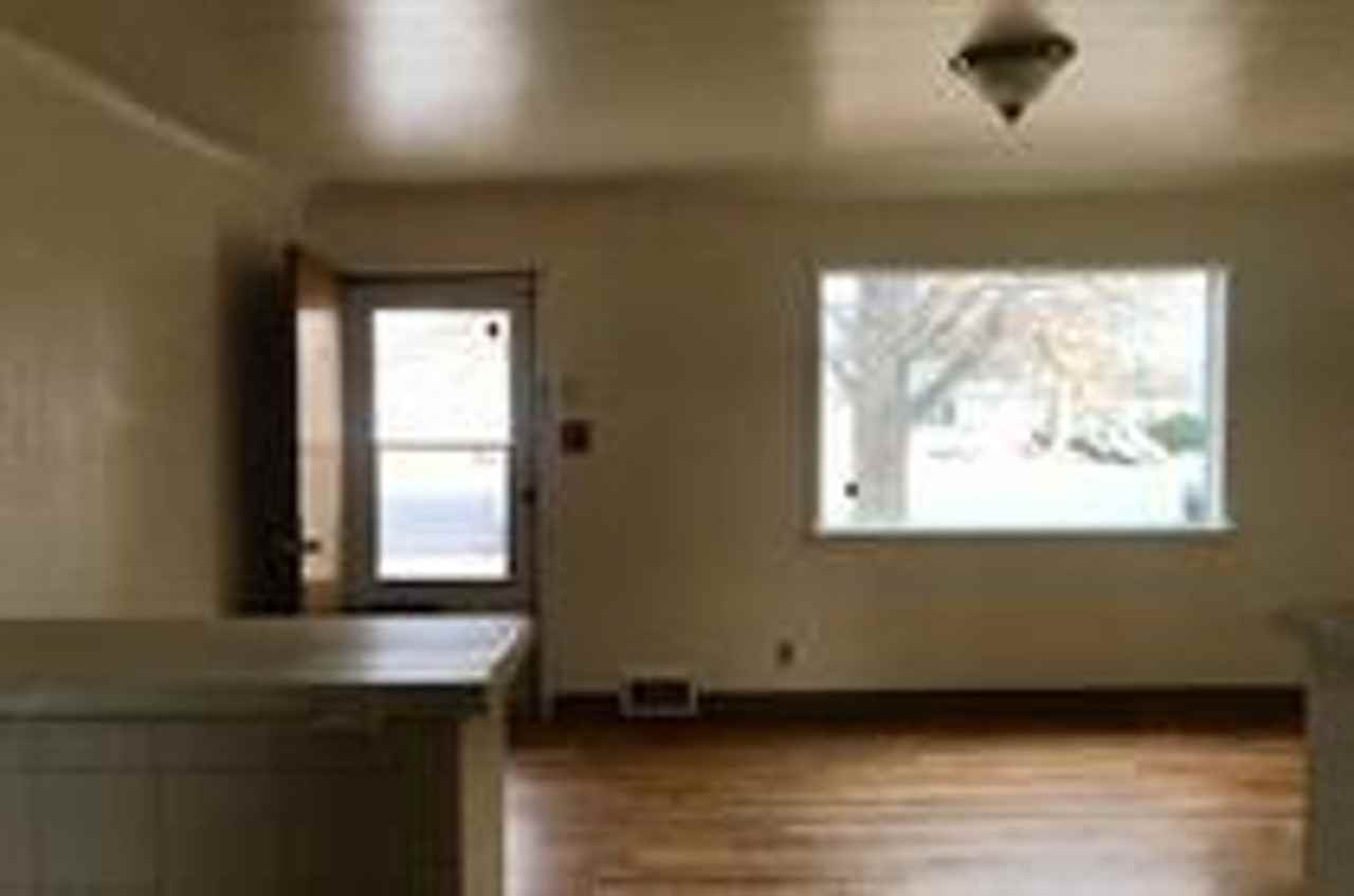 1007 33rd Ave - Photo 4 of 11