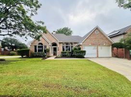 featured image of 2685 Hillside Dr