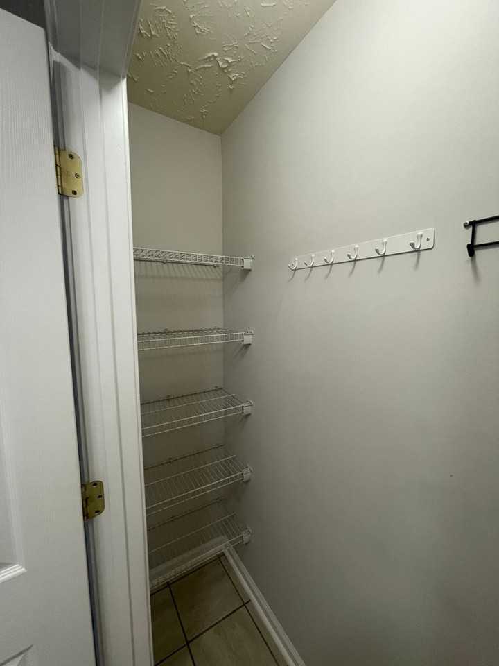 143 Portofino Ln Sw - Photo 4 of 30