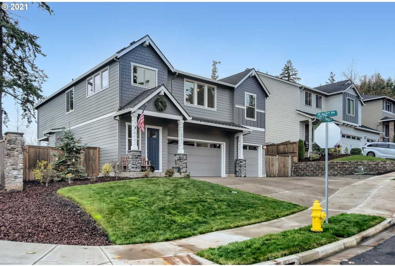 16860 Se Tranquil St - Photo 2 of 31