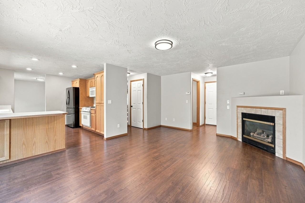 13073 Smoke Tree Pl - Photo 5 of 28