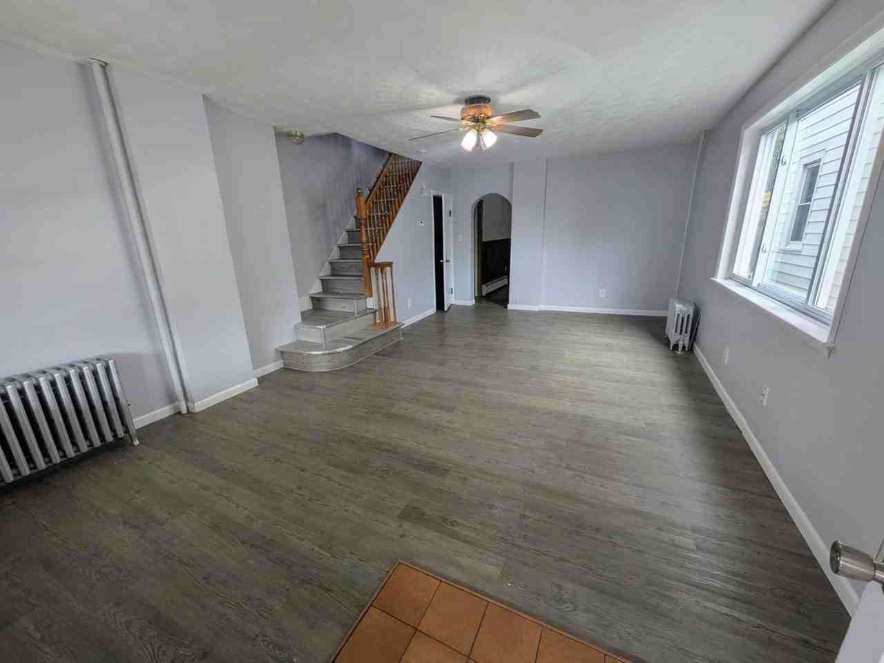 67 Penn Ave - Photo 2 of 10