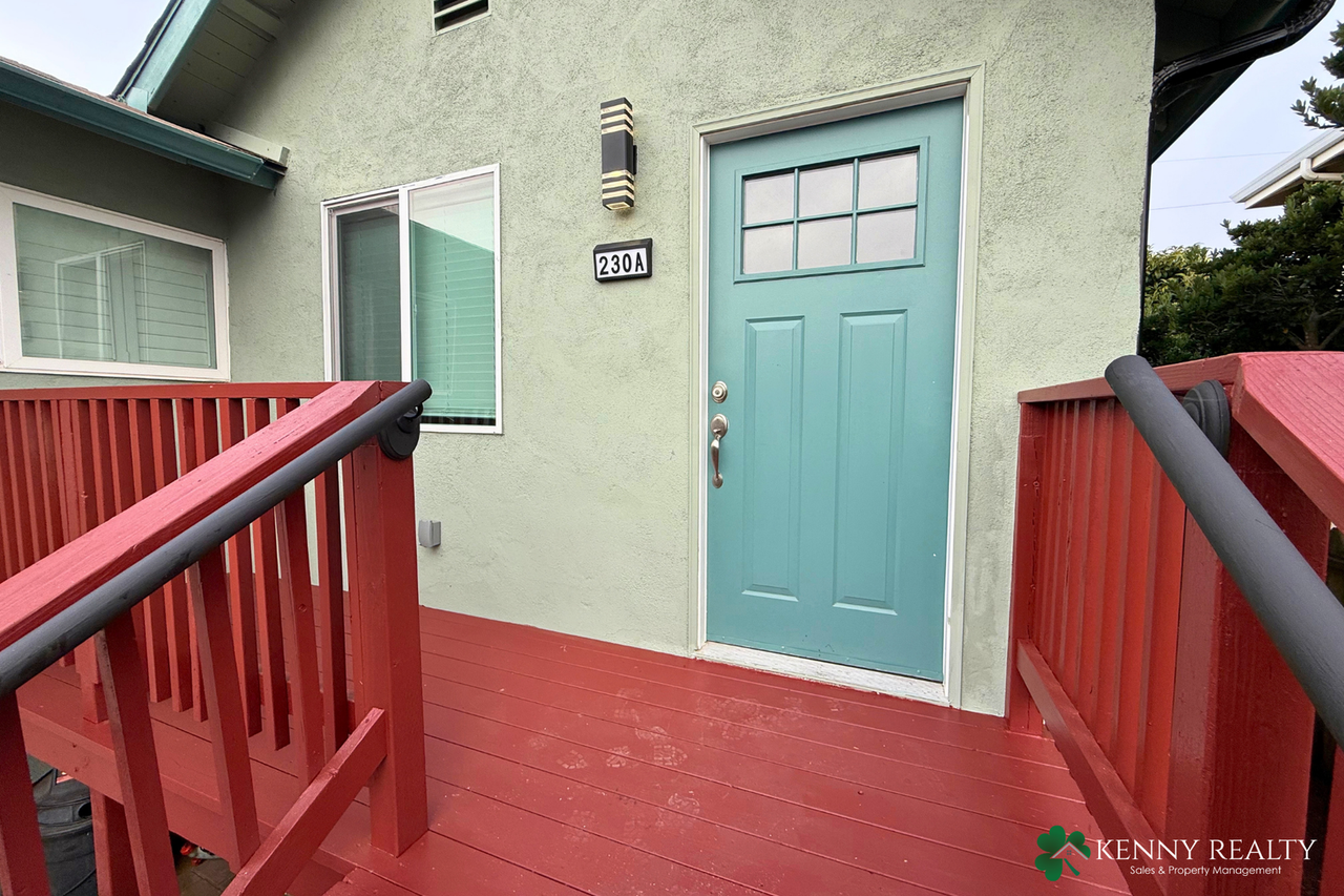230 Arroyo Dr - Photo 2 of 19