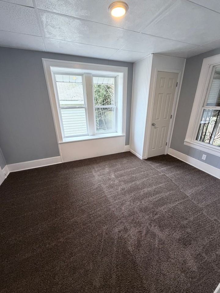 1162 Bittaker St - Photo 5 of 16