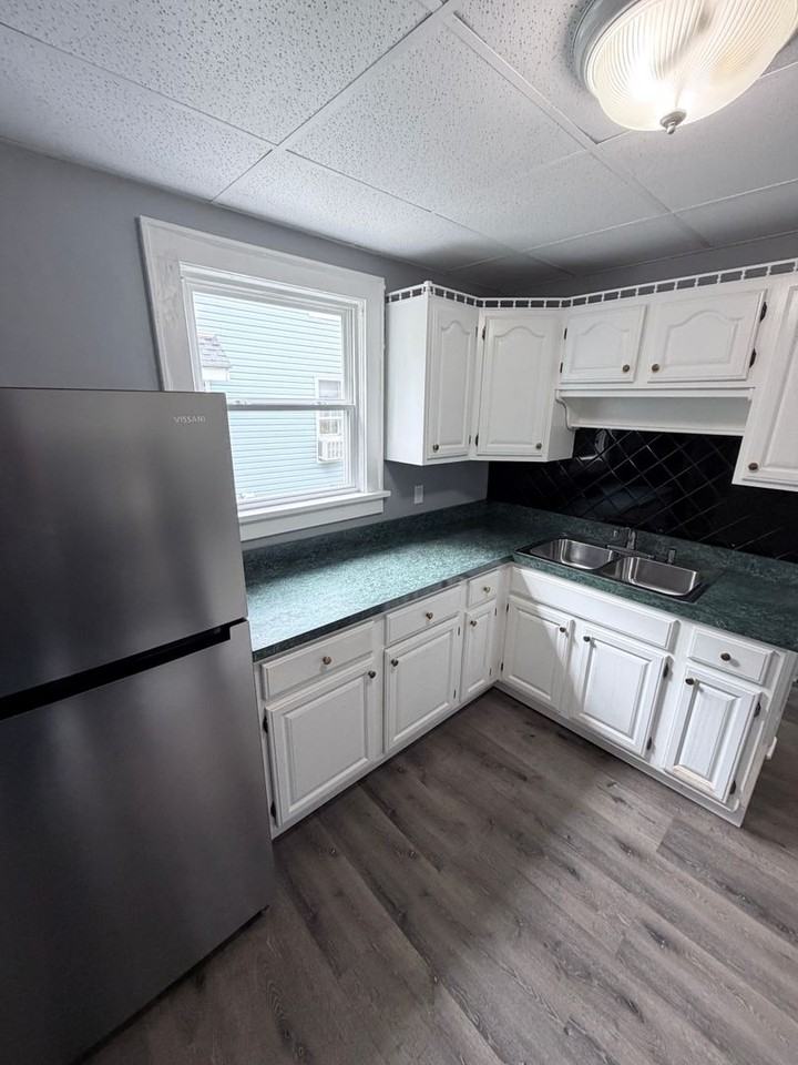 1162 Bittaker St - Photo 6 of 16