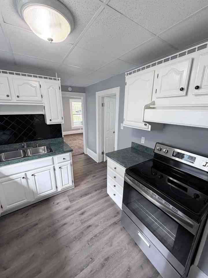 1162 Bittaker St - Photo 7 of 16